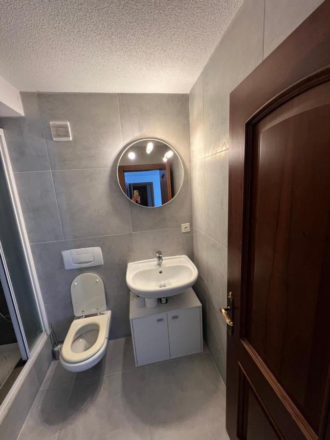 Tiny Apartment With Amazing View, Garden & Terras Schattdorf Exterior foto